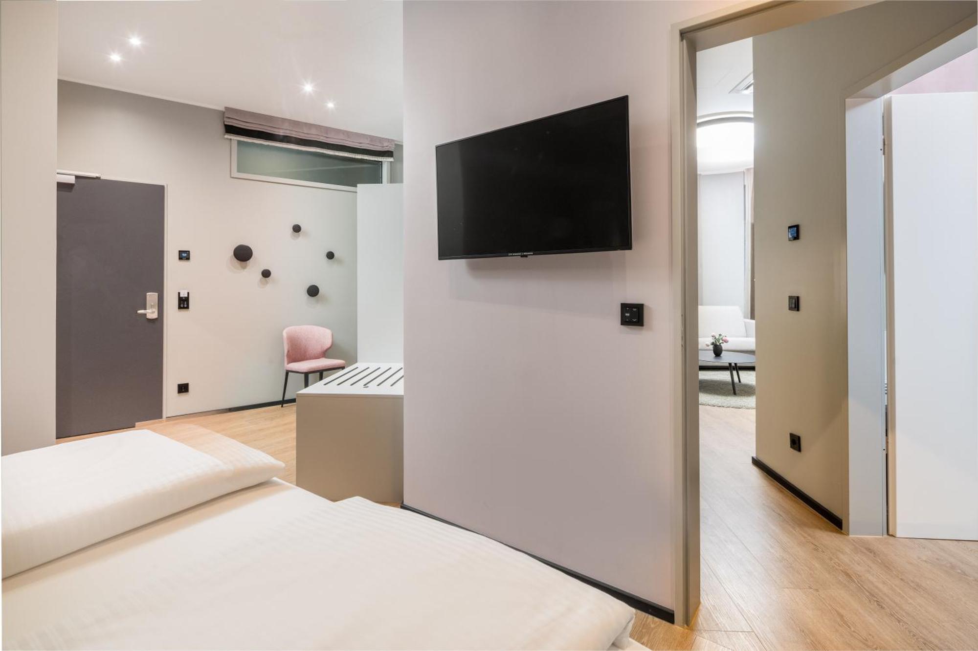 Koos Hotel&apartments - Apartahotel 4*