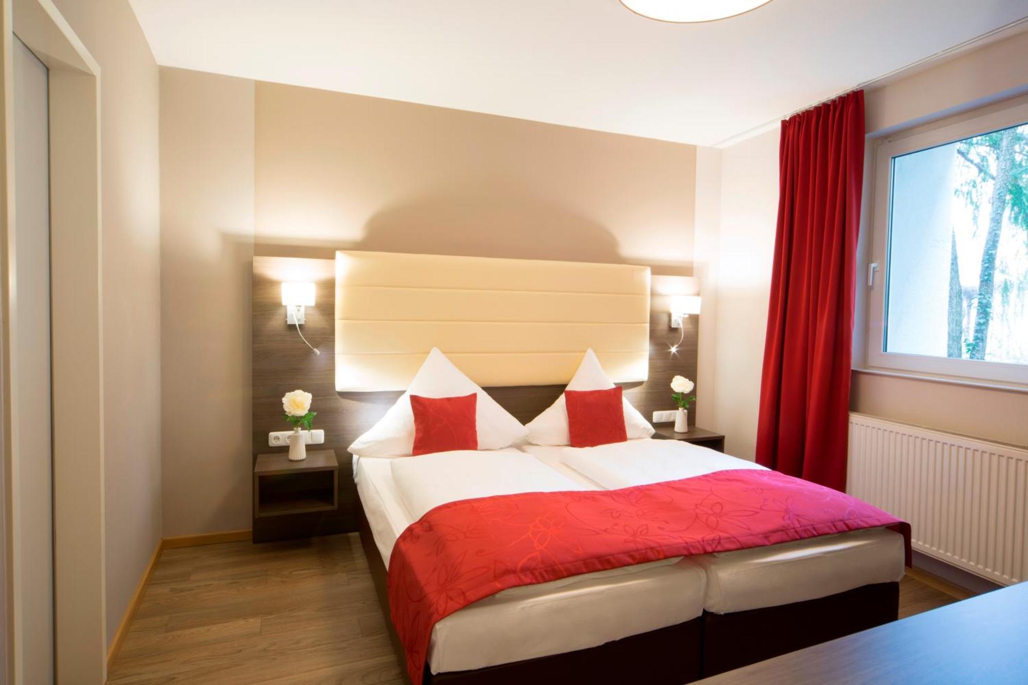 Koos Hotel&apartments - Apartahotel 4*
